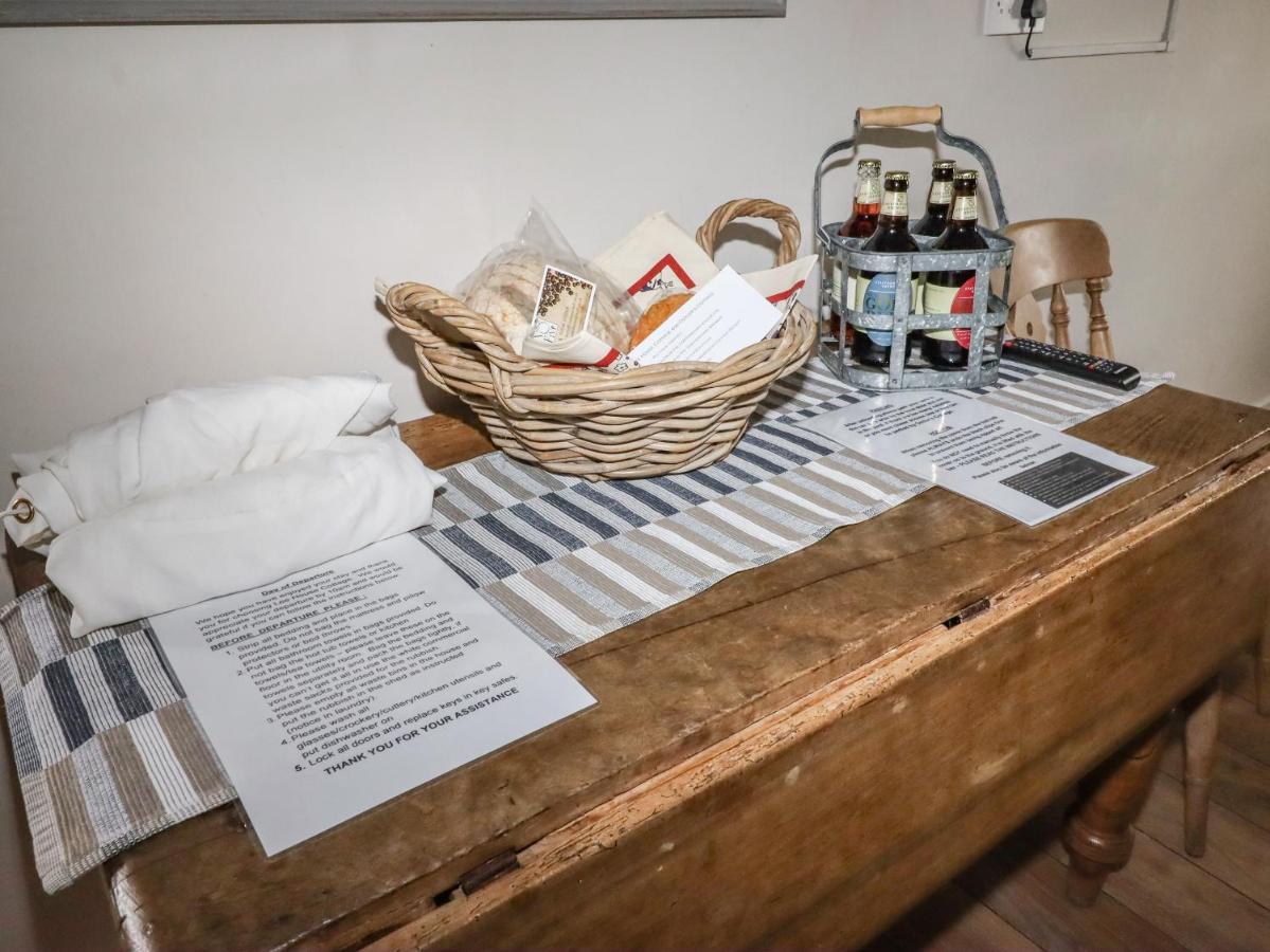 Lee House Cottage Cheddleton Dış mekan fotoğraf